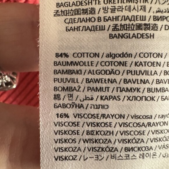 Guess Coral Pink Knit Sleeveless Cropped Top With Keyhole Detail Small Lightweig - Picture 8 of 8